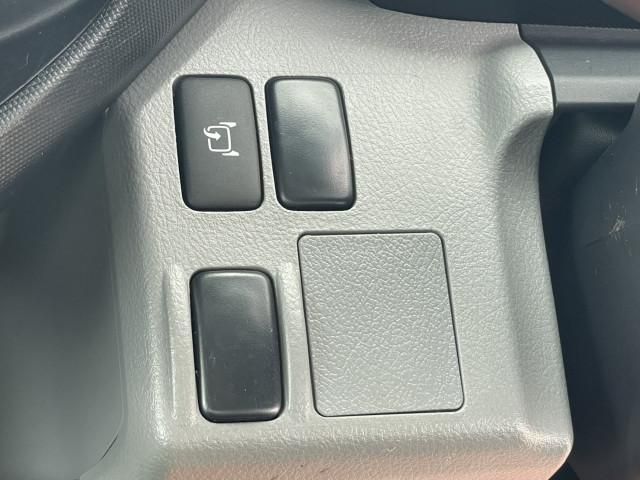 HINO DUTRO 2020 Image 31