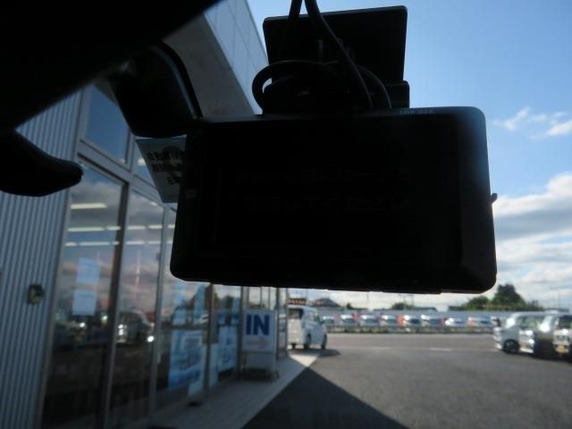 SUZUKI SWIFT 2011 Image 31