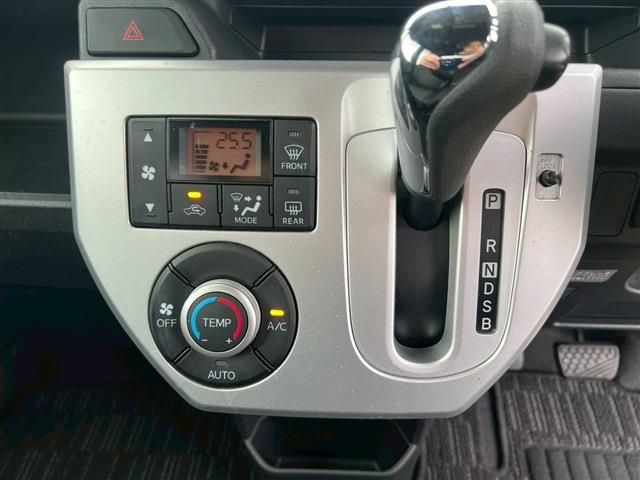 DAIHATSU WAKE 2014 Image 31