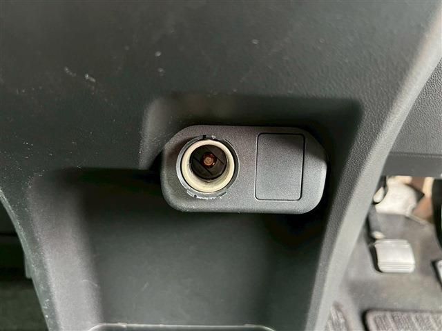 DAIHATSU WAKE 2014 Image 31