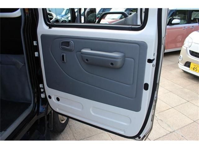 HINO DUTRO 2020 Image 31