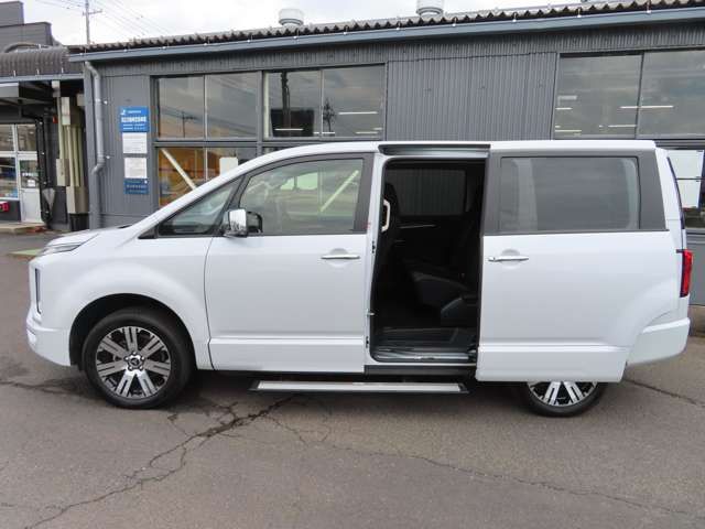 MITSUBISHI DELICA D:5 4WD 2025 Image 31