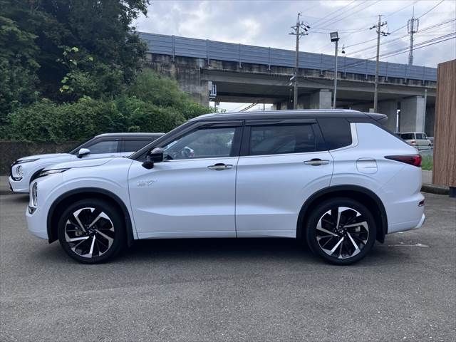 MITSUBISHI OUTLANDER PHEV 2022 Image 31
