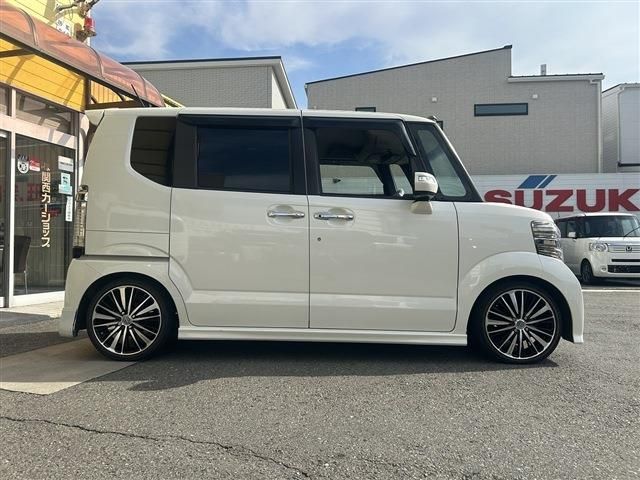 HONDA N BOX CUSTOM 2013 Image 31