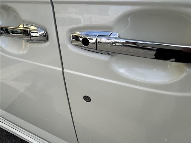 HONDA N BOX CUSTOM 2013 Image 31