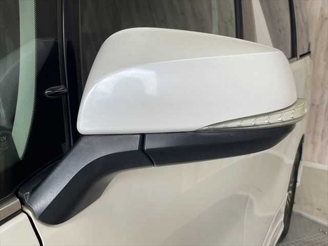 TOYOTA VELLFIRE  HYBRID 4WD 2015 Image 31