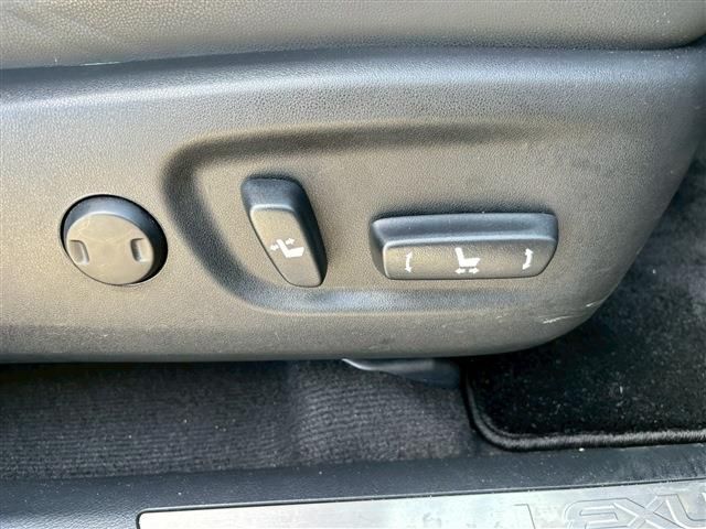 TOYOTA LEXUS NX300H 2020 Image 31