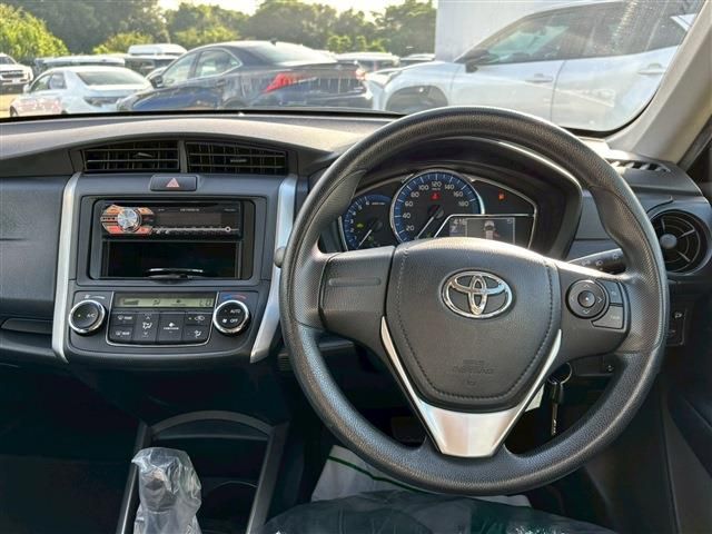 TOYOTA COROLLA FIELDER HYBR 2016 Image 31
