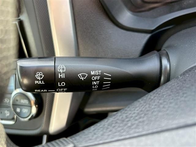 TOYOTA COROLLA FIELDER HYBR 2016 Image 31