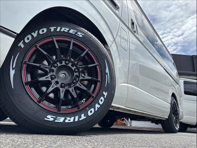 TOYOTA HIACE VAN 2WD 2022 Image 31