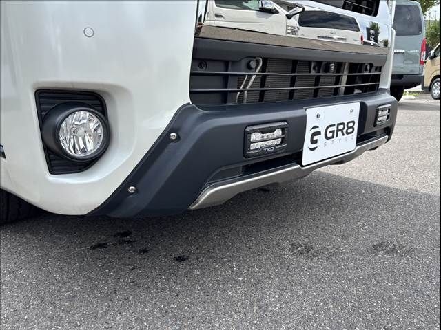 TOYOTA HIACE VAN 2WD 2022 Image 31