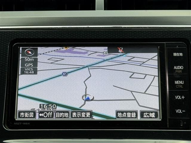 TOYOTA PRIUS ALPHA 2015 Image 31