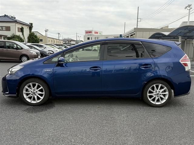 TOYOTA PRIUS ALPHA 2015 Image 31