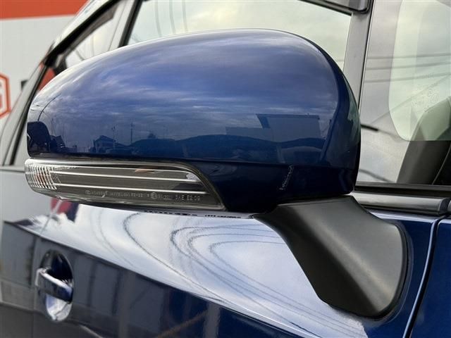 TOYOTA PRIUS ALPHA 2015 Image 31