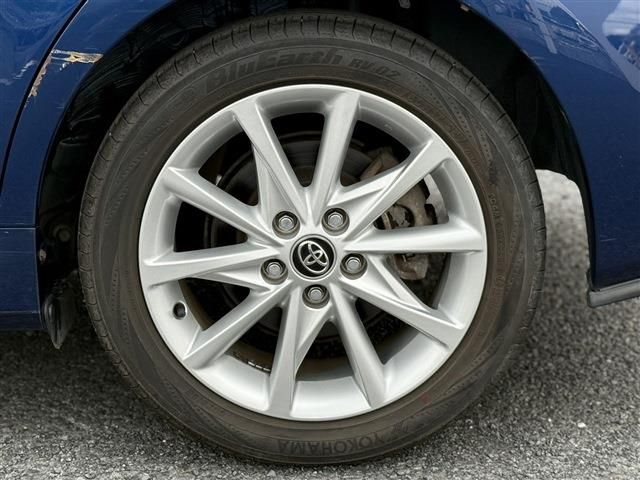 TOYOTA PRIUS ALPHA 2015 Image 31