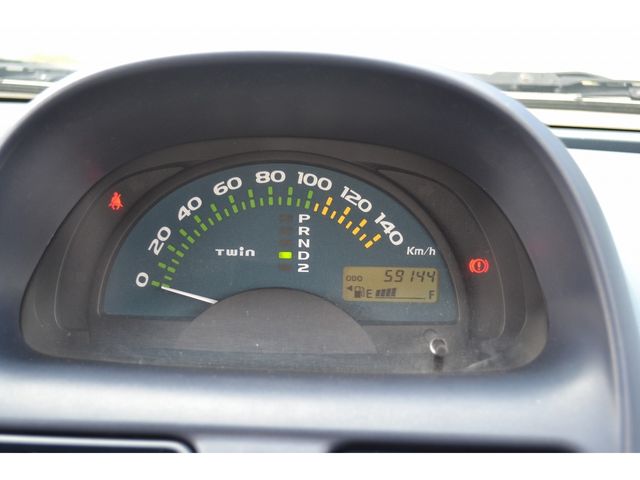 SUZUKI TWIN 2004 Image 31