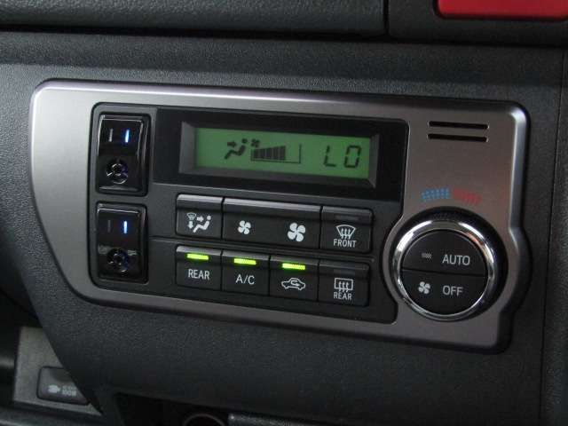 TOYOTA HIACE VAN 2WD 2016 Image 31