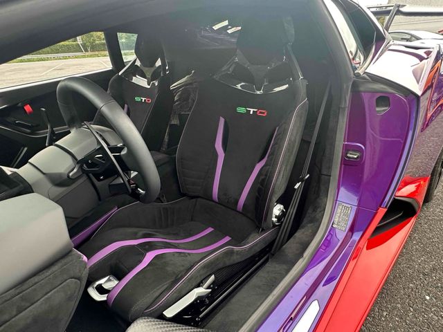LAMBORGHINI HURACAN 2023 Image 31