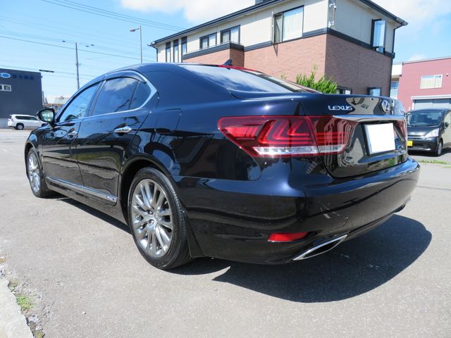 TOYOTA LEXUS LS600H 2013 Image 31