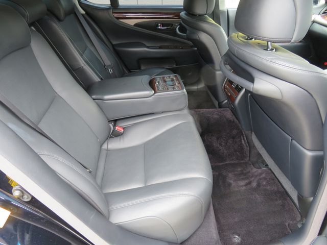 TOYOTA LEXUS LS600H 2013 Image 31
