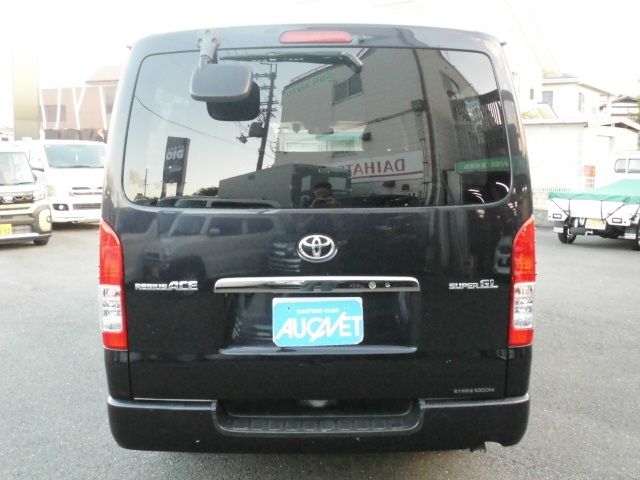 TOYOTA REGIUSACE VAN 2WD 2020 Image 31