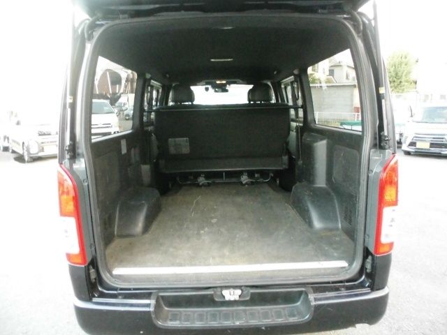 TOYOTA REGIUSACE VAN 2WD 2020 Image 31