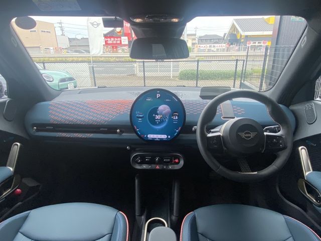 BMW MINI ACEMAN 2025 Image 31