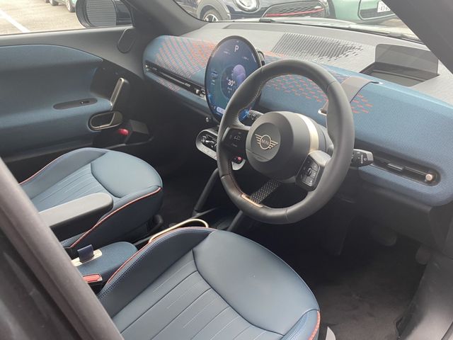 BMW MINI ACEMAN 2025 Image 31