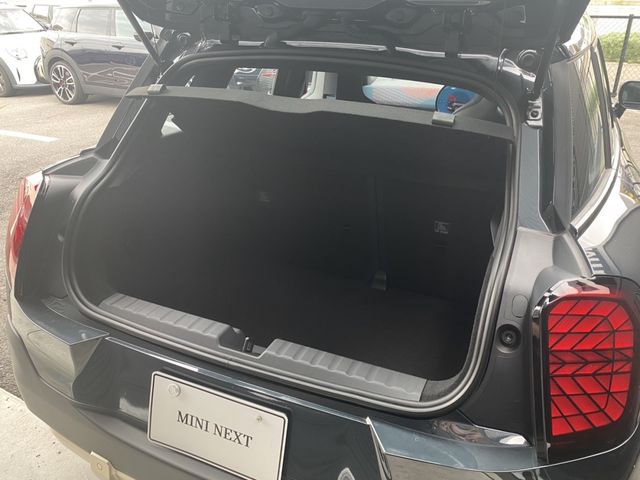 BMW MINI ACEMAN 2025 Image 31