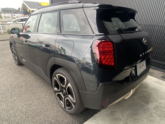 BMW MINI ACEMAN 2025 Image 31