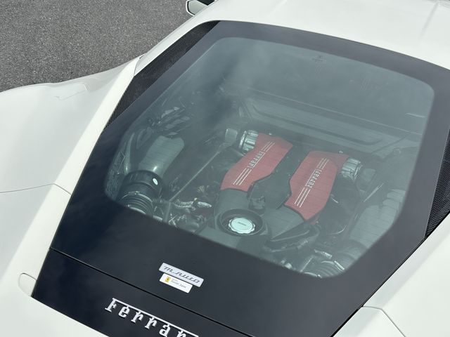 FERRARI 488GTB 2017 Image 31