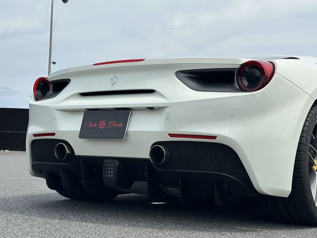 FERRARI 488GTB 2017 Image 31