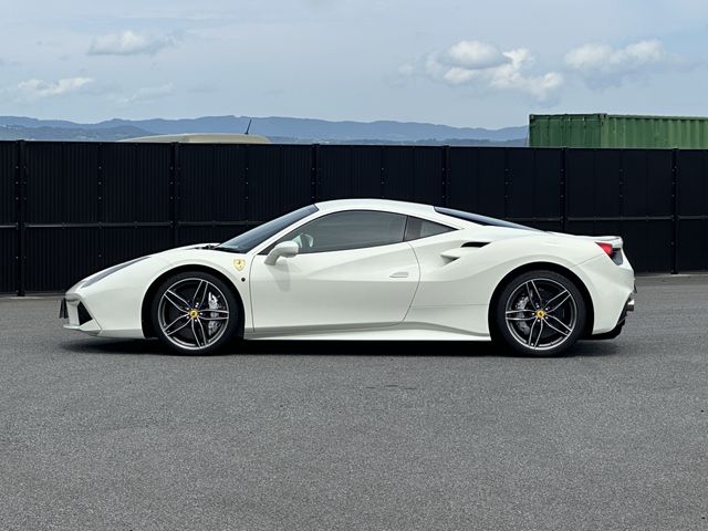 FERRARI 488GTB 2017 Image 31
