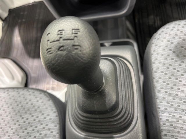 SUZUKI CARRY TRUCK 4WD 2023 Image 31