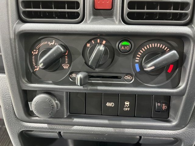 SUZUKI CARRY TRUCK 4WD 2023 Image 31