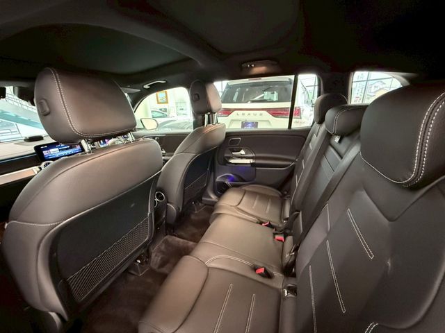 MERCEDES BENZ GLB 2023 Image 31