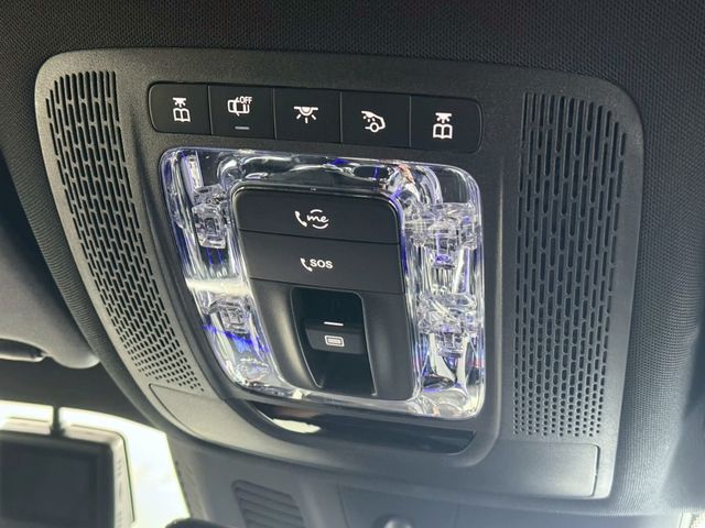 MERCEDES BENZ GLB 2023 Image 31