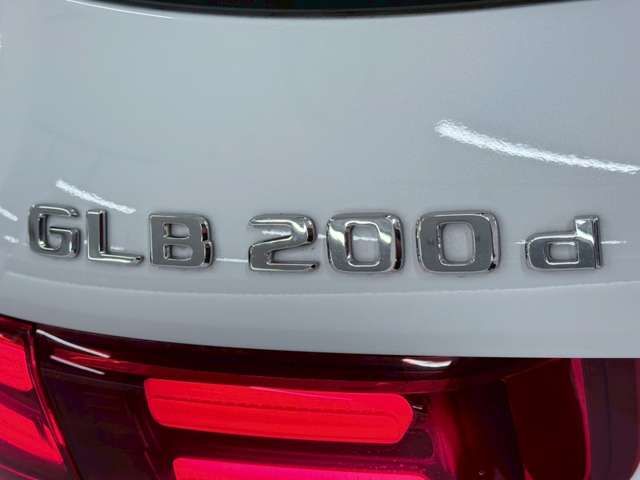 MERCEDES BENZ GLB 2023 Image 31