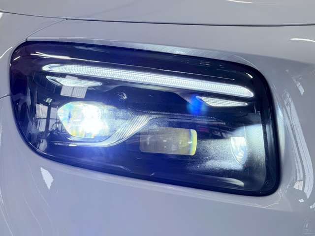 MERCEDES BENZ GLB 2023 Image 31