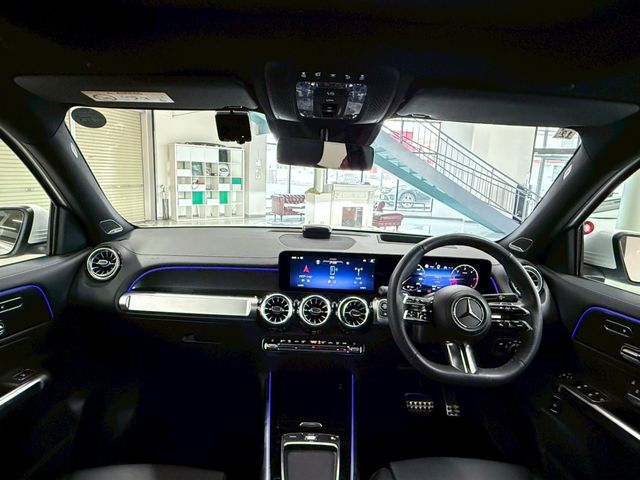 MERCEDES BENZ GLB 2023 Image 31
