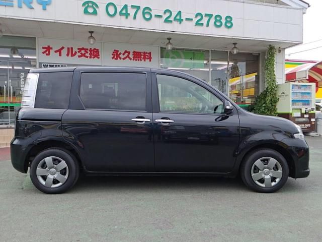 TOYOTA SIENTA 2012 Image 31