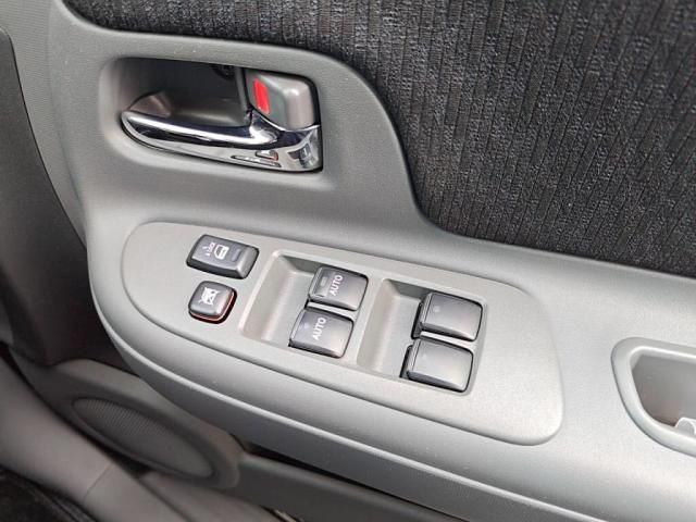 TOYOTA SIENTA 2012 Image 31