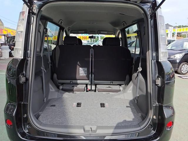 TOYOTA SIENTA 2012 Image 31