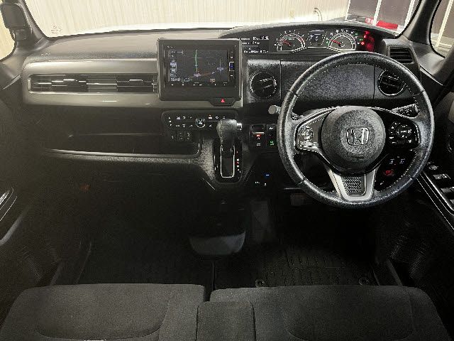 HONDA N BOX CUSTOM 2023 Image 31