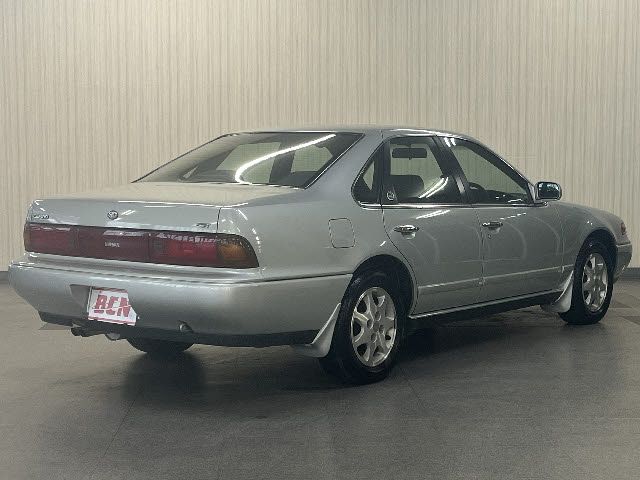 NISSAN CEFIRO 1993 Image 31