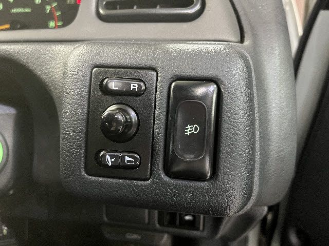 NISSAN CEFIRO 1993 Image 31