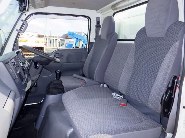 ISUZU ELF 2019 Image 31