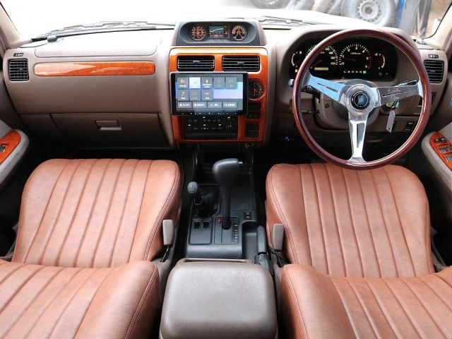 TOYOTA LANDCRUISER PRADO 2001 Image 31