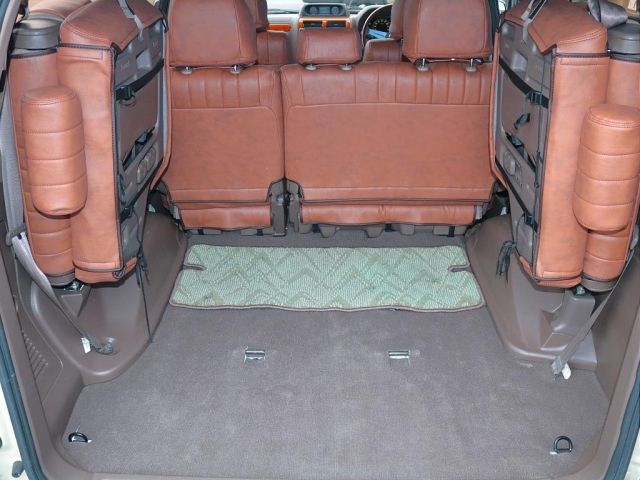 TOYOTA LANDCRUISER PRADO 2001 Image 31