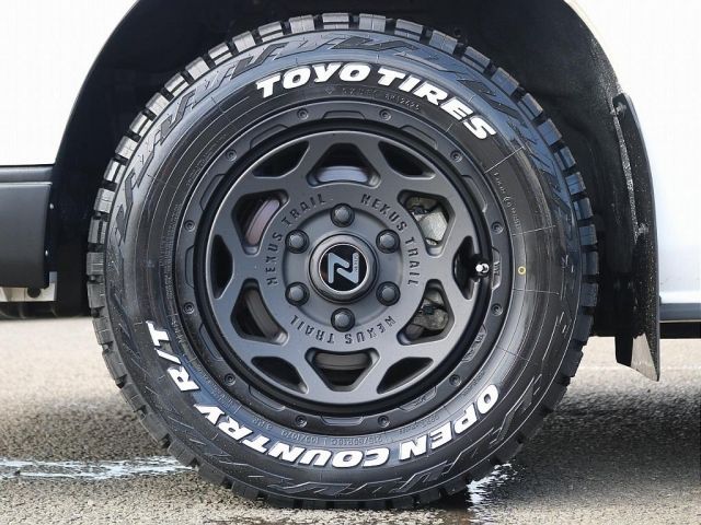 TOYOTA HIACE VAN 4WD 2023 Image 31